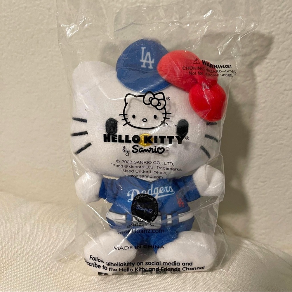 Los Angeles Dodgers hello Kitty plush